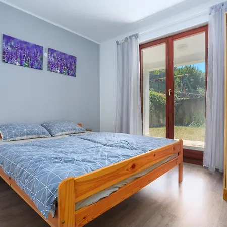 Apartment Fuer 5 Personen Ca 50 Qm In Njivice, Kvarner Bucht Krk - B52283 Njivice
